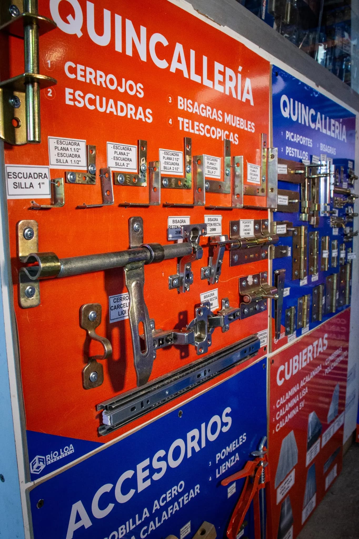 Sección de productos de quincallería