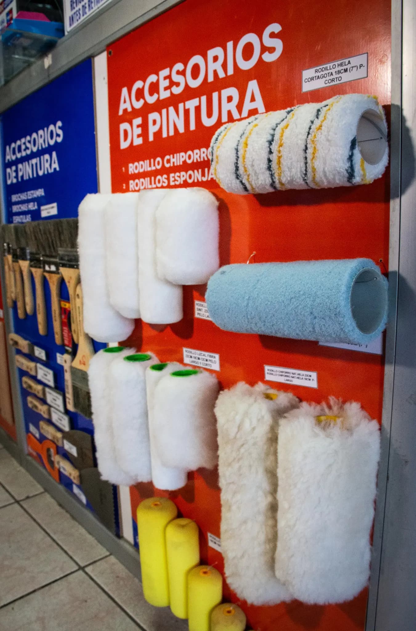 Accesorios de pintura disponibles en Ferretería Río Loa